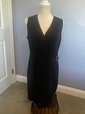 NWT Apostrophe Sleeveless V-Neck Black Pinstripe Sheath Dress size 10